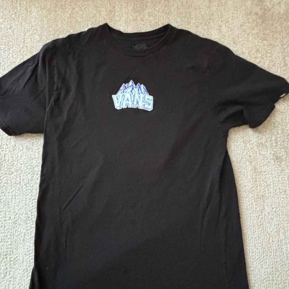 Black vans t shirt